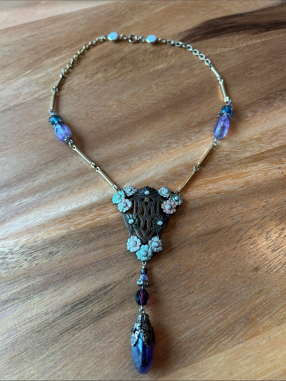 Vintage Costume Art Deco Necklace with Polished Quartz Amethyst